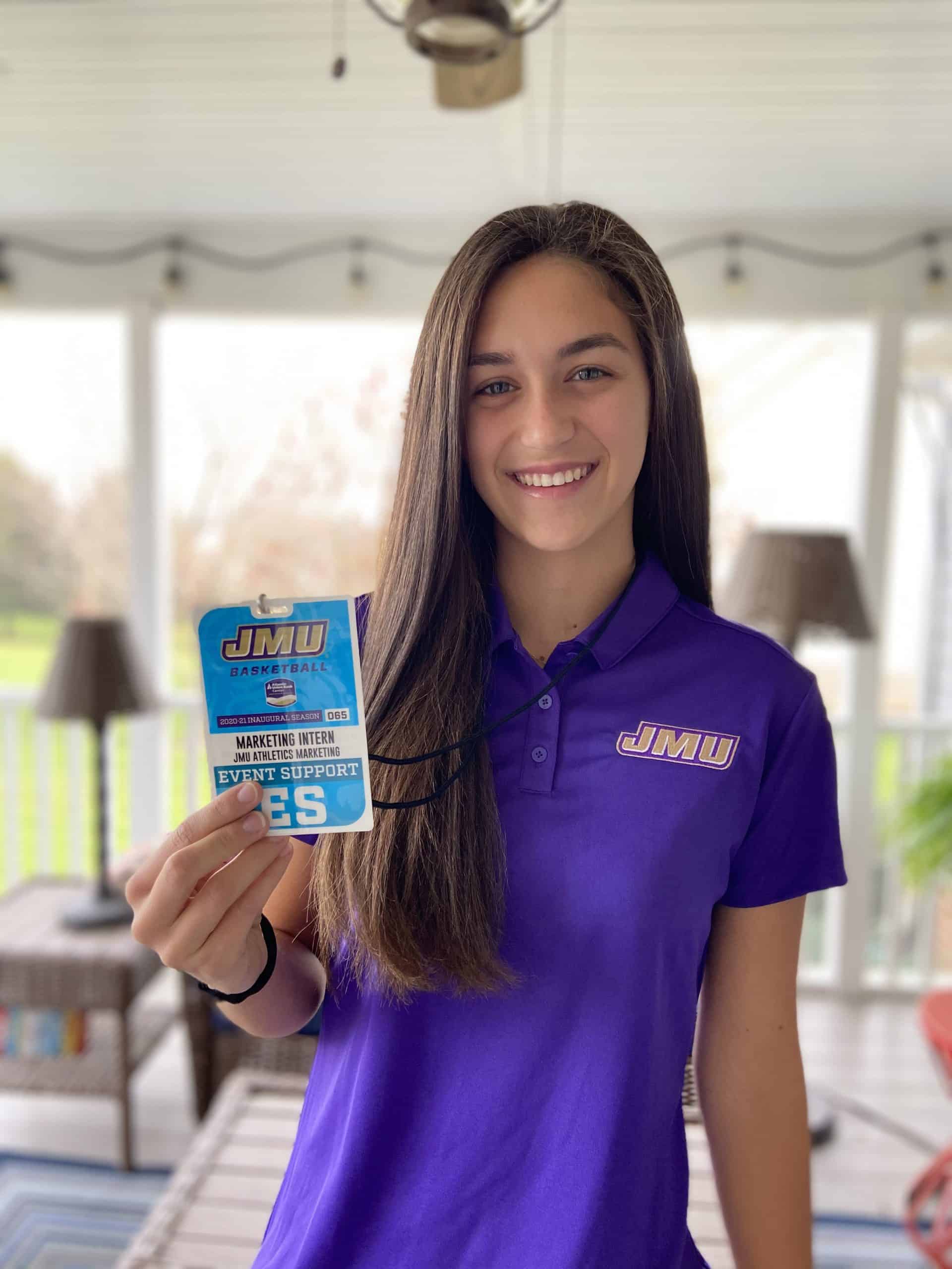 Caroline Young '22, JMU internship