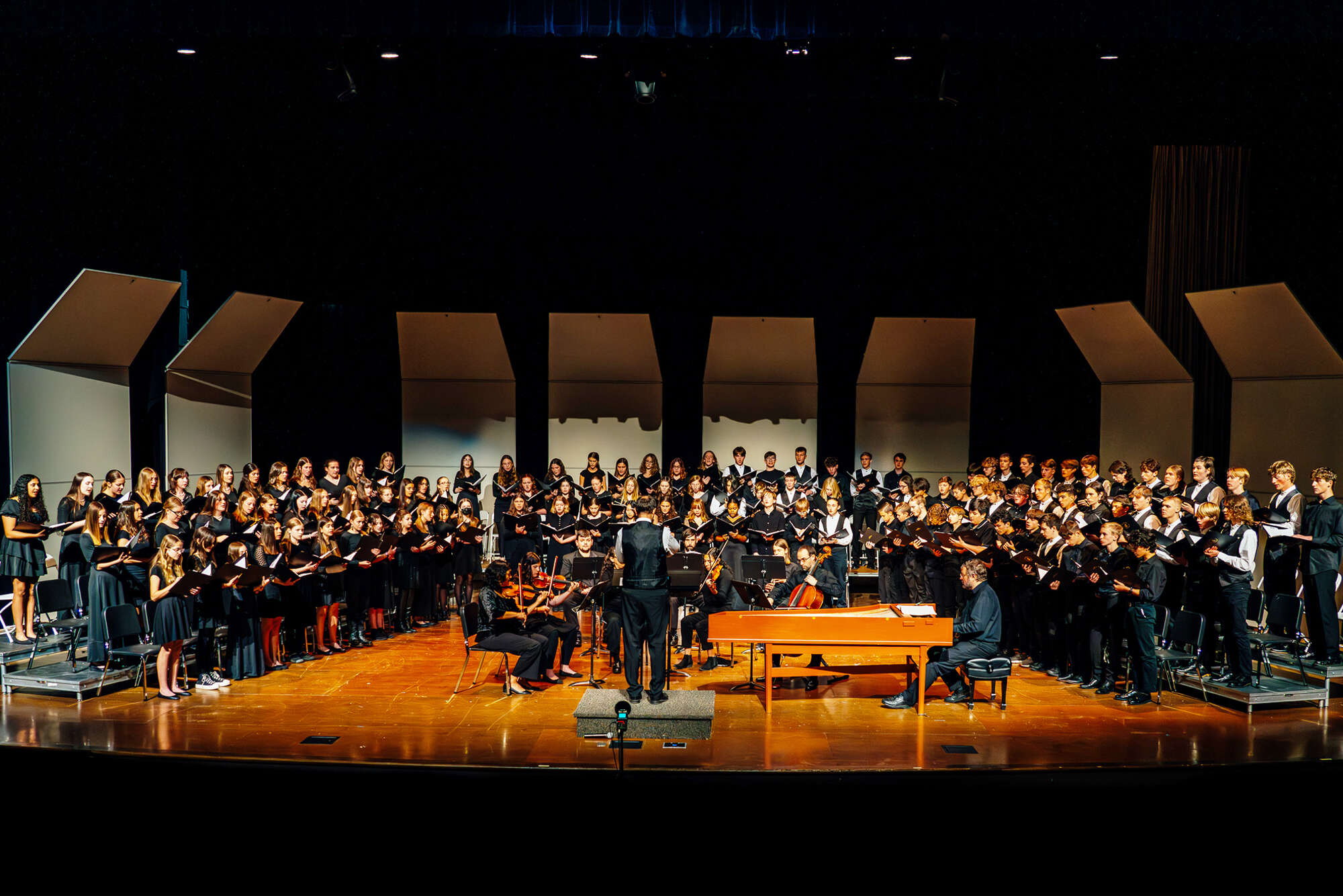 EMHS Messiah 2023-105_2000x1334