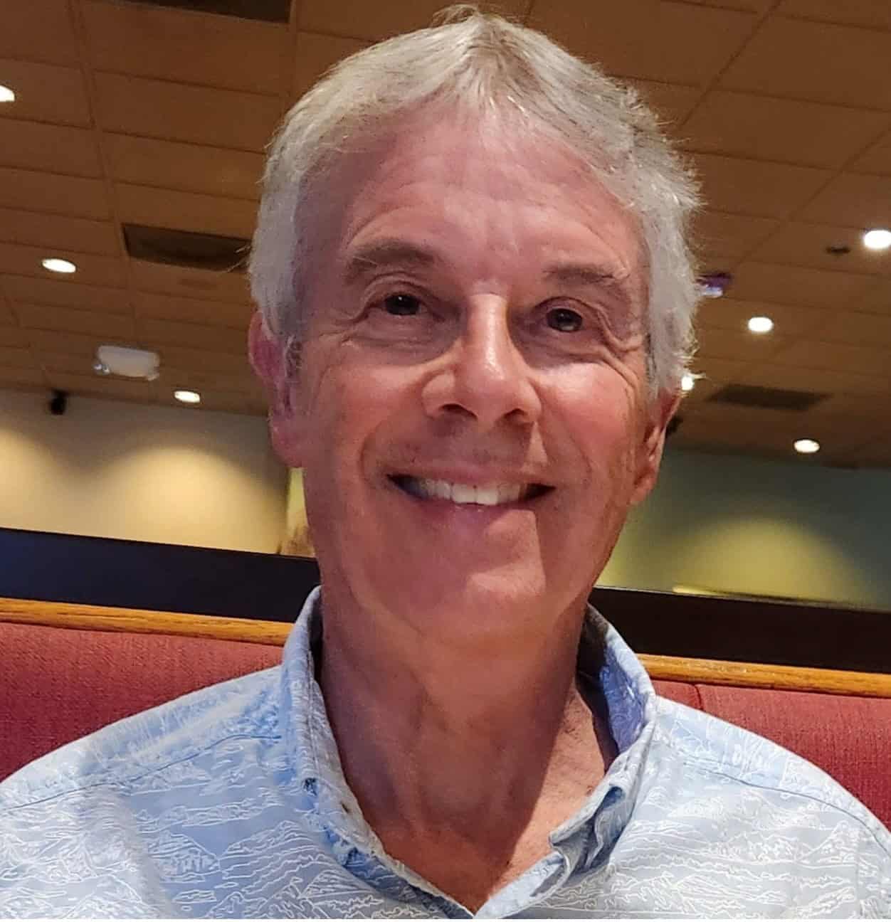 Rolando Santiago '75